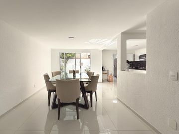 VENTA DE CASA EN CONDOMINIO REMODELADA CON VIGILANCIA 3 RECAMARAS