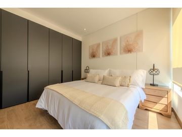 SE VENDE APARTAMENTO EN MURANO CENTRO - EL CABRERO