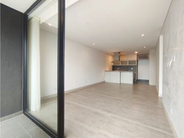 Arriendo Apartamento con acabados de lujo en altos del poblado