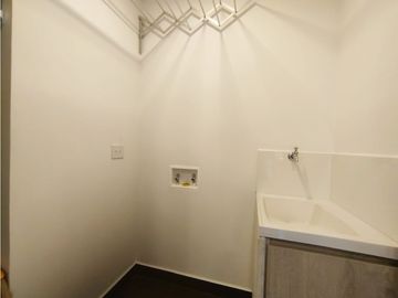 Arriendo Apartamento con acabados de lujo en altos del poblado