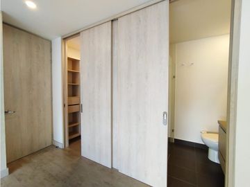 Arriendo Apartamento con acabados de lujo en altos del poblado