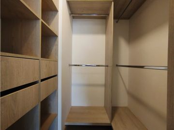 Arriendo Apartamento con acabados de lujo en altos del poblado
