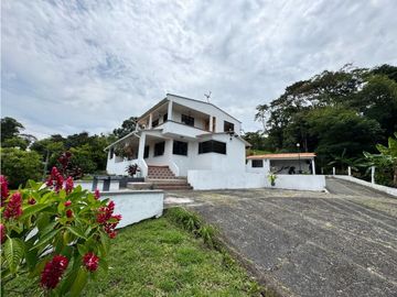 Se Alquila Casa Campestre Via Armenia, Liceo Frances