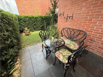 Venta de casa en Envigado- Sector Benedictinos [CM]
