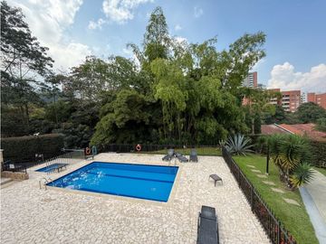 Venta de casa en Envigado- Sector Benedictinos [CM]