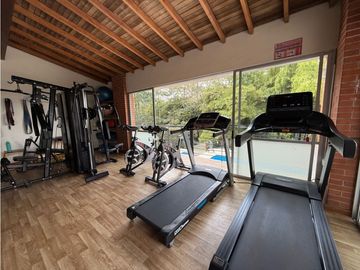 Venta de casa en Envigado- Sector Benedictinos [CM]