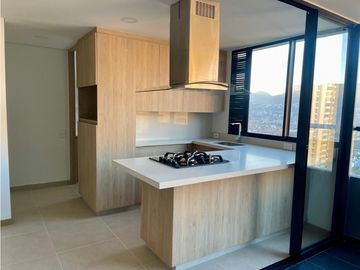 EN ARRIENDO APARTAMENTO SECTOR LAS PALMAS COUNTRY CLUB EL POBLADO