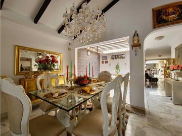 CASA EN VENTA BARRIO GRAN LIMONAR
