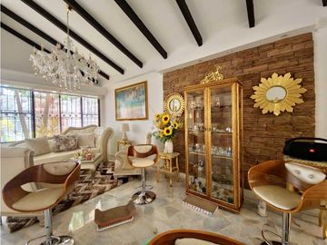 CASA EN VENTA BARRIO GRAN LIMONAR