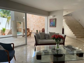Casa en Emiliano Zapata Norte, Mérida Yucatán, en venta.