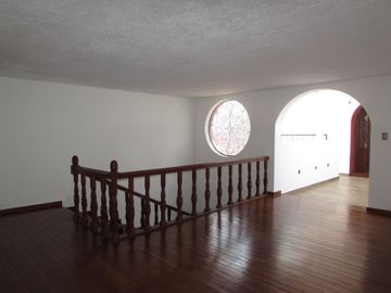 VENTA CASA SOLA EN MARGARITAS COL. FLORIDA