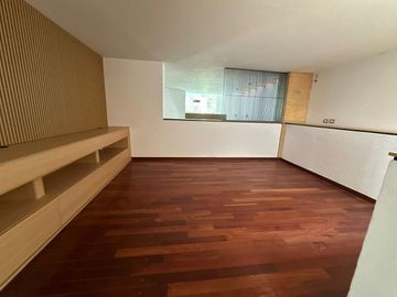 Venta Excelente Remodelada en Lomas Angelopolis I Cluster 999