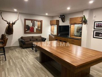 Mayorazgo Residencial La Rioja: Hermosa y moderna casa en 2 terrenos.