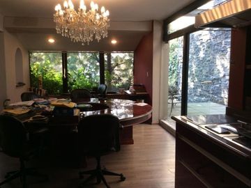 Hermosa Casa en Venta y Renta en Bosques de las Lomas