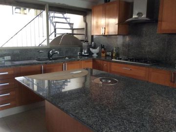 Hermosa Casa en Venta y Renta en Bosques de las Lomas