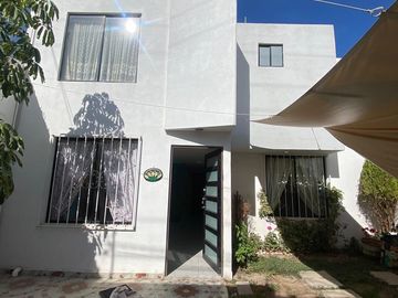 CASA USADA EN VENTA, ROLONGACIÓN ALTAMIRANO, CAÑADA CHICA AVIACIÓN, ACTOPAN, HGO.