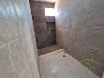 CASA EN VENTA COLONIA UNIDAD MODELO TAMPICO
