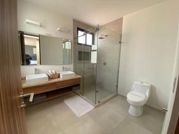VENTA DE CASA EN RESIDENCIAL ZIRANDA EN METEPEC