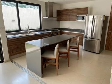 VENTA DE CASA EN RESIDENCIAL ZIRANDA EN METEPEC