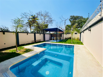Casa con alberca en venta, Pedregal de las Fuentes  Jiutepec, Morelos
