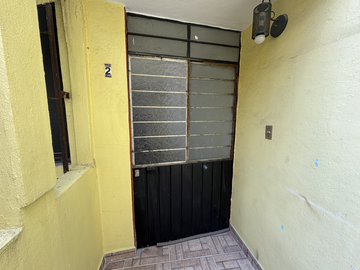 Se vende departamento en colonia San Simon