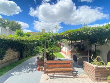 Casa en venta en Burzaco Oeste