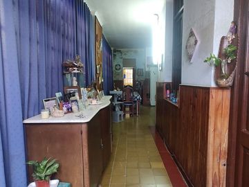 Casa a refaccionar a 100mtr de Lopez y Planes