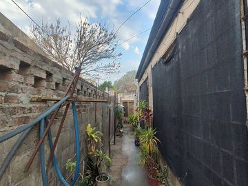 Casa a refaccionar a 100mtr de Lopez y Planes