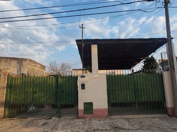 Casa a refaccionar a 100mtr de Lopez y Planes
