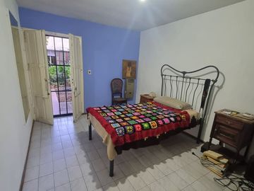VENTA AMPLIA CASA UNA PLANTA EN BOMBAL SUR MENDOZA