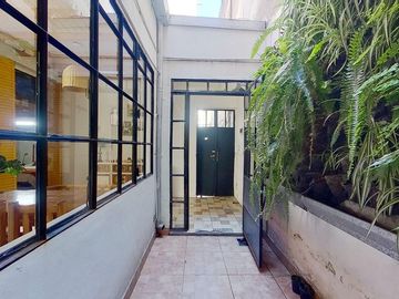 VENTA PH 3 AMBIENTES CON PATIO EN ALMAGRO