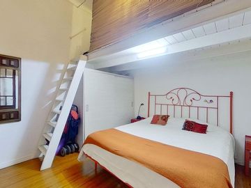 VENTA PH 3 AMBIENTES CON PATIO EN ALMAGRO