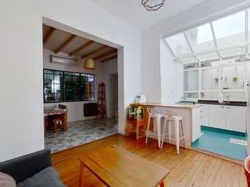 VENTA PH 3 AMBIENTES CON PATIO EN ALMAGRO
