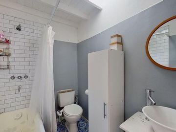 VENTA PH 3 AMBIENTES CON PATIO EN ALMAGRO