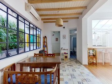 VENTA PH 3 AMBIENTES CON PATIO EN ALMAGRO