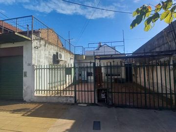 Casa en venta en Villa Luzuriaga