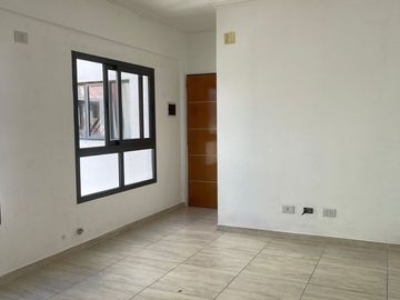 VENTA DEPARTAMENTO 2 AMBIENTES CON BALCÓN EN MORON