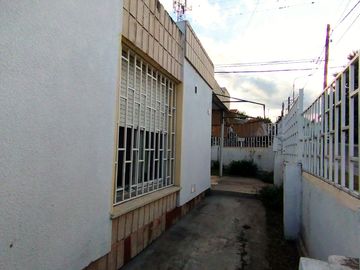 VENTA DE CASA APTO BANCOR 2 DORMIT  SANTA MARIA