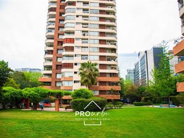 Departamento en Venta en Av. Manquehue Norte / Cerro El Plomo