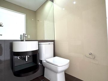 2 AMBIENTES CON COCHERA Y AMENITIES TORRES YATCH