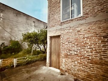 Venta Casa 2 Ambientes y Local en Lomas de Zamora