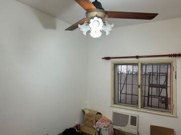 RETASADO VENTA CASA ALBERDI TRES DORMITORIOS PATIO