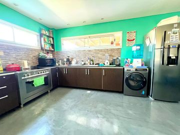 VENTA CASA MATHEU 4 AMB CON PILETA APTA CREDITO
