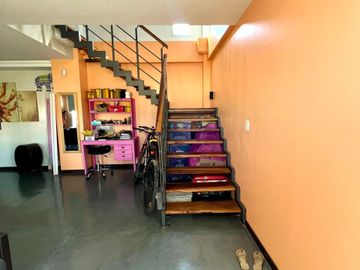 VENTA CASA MATHEU 4 AMB CON PILETA APTA CREDITO