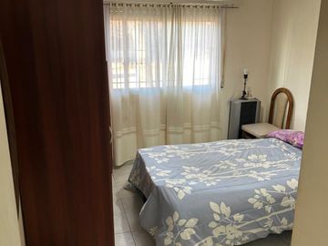 Vende Departamento en Planta Baja con cochera