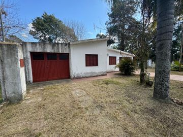 SE VENDE CASA QUINTA A REFACCIONAR A 100 M DEL RIO