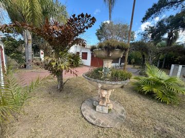 SE VENDE CASA QUINTA A REFACCIONAR A 100 M DEL RIO