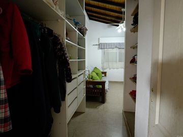 Venta casa en Remanso con Pileta. Excelente acceso