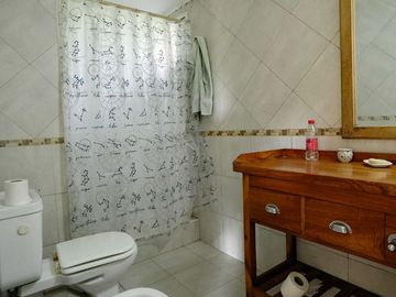 Venta casa en Remanso con Pileta. Excelente acceso