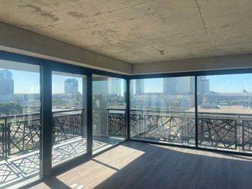 Excelente, Loft  divisible con cochera en VENTA, Sector Ciudad  en Quartier Del Bajo . Torre 2.